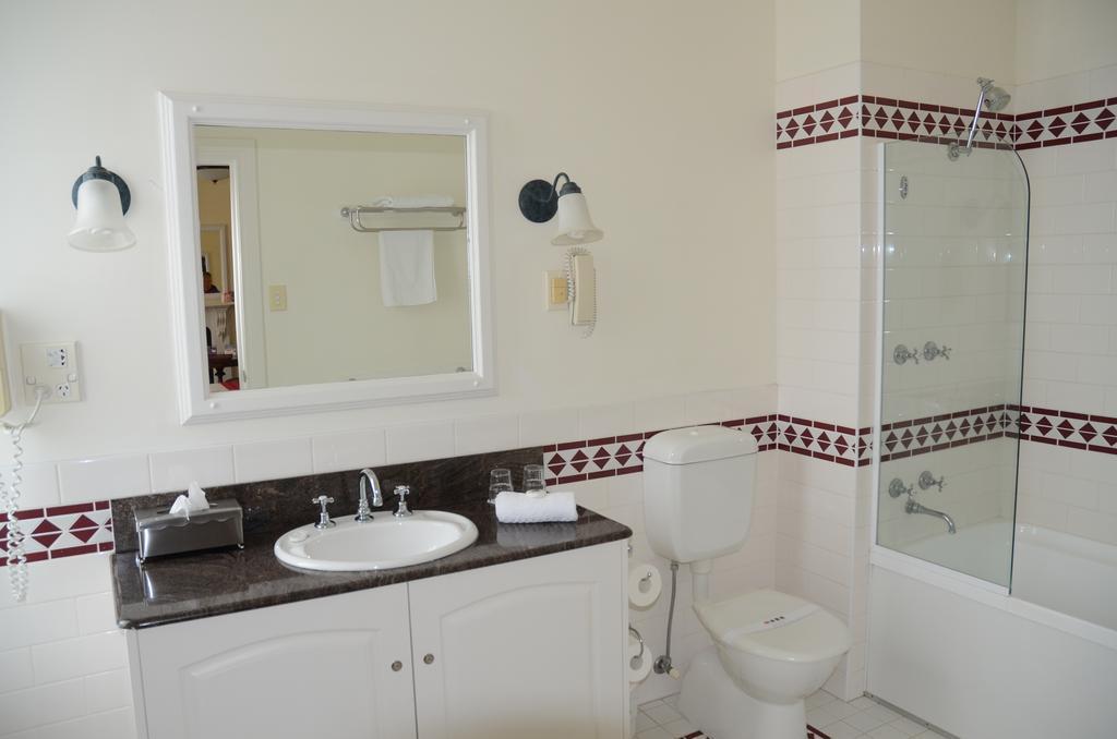 Quality Hotel Bentinck Портленд Экстерьер фото
